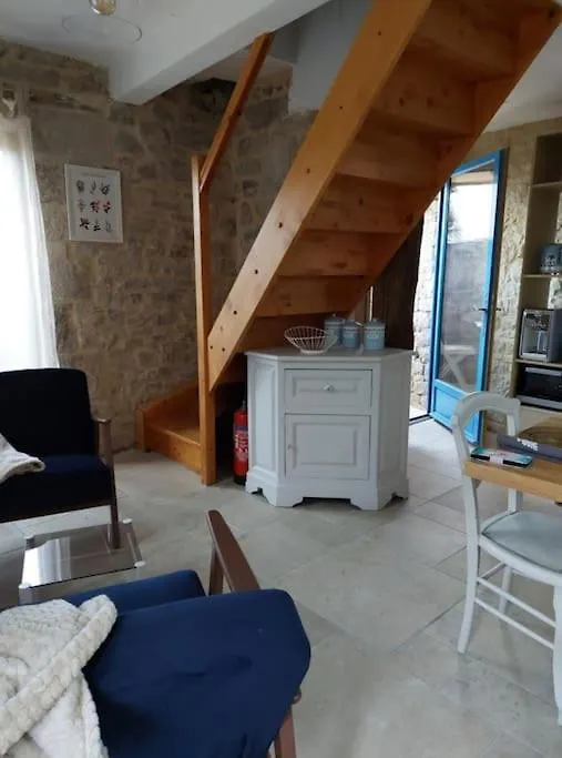 La Petite Maison Bleue Mouret