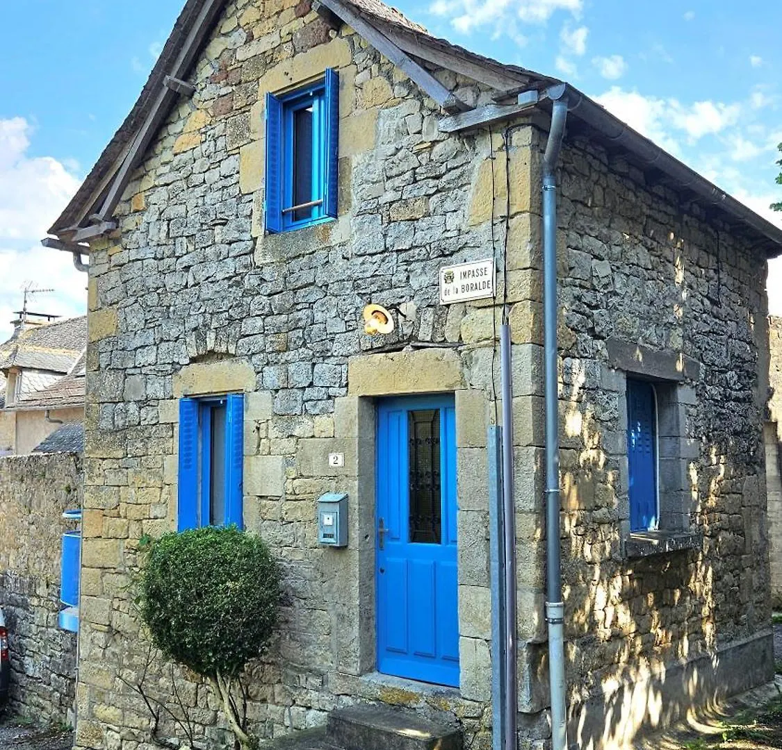 La Petite Maison Bleue Mouret