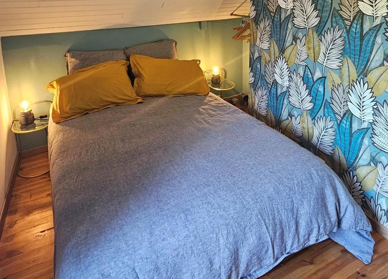 La Petite Maison Bleue Mouret