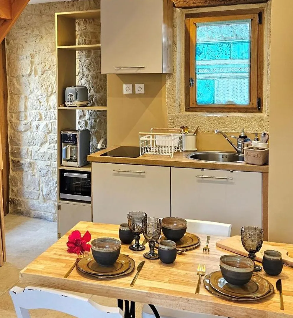 Holiday home La Petite Maison Bleue Mouret